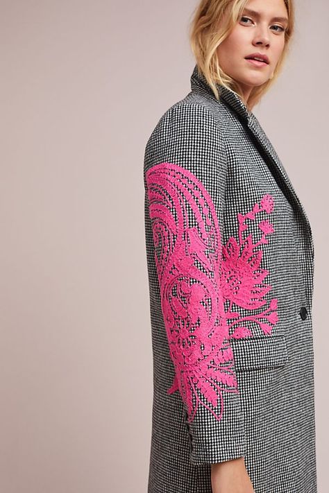 With one of a kind embroidery. - 13 blazer and top combos. How to style a blazer and top. #blogpost | Poplin Style Embroidery On Blazer, Embroidery Blazer, Model Blazer, Knitted Blazer, Statement Blazer, Neutral Jacket, Print With Embroidery, Upcycle Clothes Diy, Blazer Top