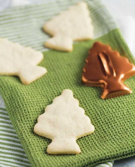 Paleo Sugar Cookies - Gluten-Free Baking Paleo Christmas Desserts, Paleo Sugar Cookies, Paleo Christmas, Cut Out Sugar Cookies, The Cookie Monster, Cut Out Sugar, Cutout Cookies, Cutout Sugar Cookies, Tapioca Flour