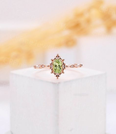 Nature Inspired Engagement Rings Rose Gold, Olivine Engagement Ring, Peridot Engagement Rings Gold, Peridot Engagement Rings Vintage, Natural Stone Engagement Ring, Peridot Ring Engagement, Nature Inspired Engagement Rings, Peridot Wedding Ring, Peridot Ring Gold