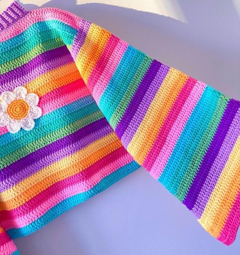 What To Crochet With Rainbow Yarn, Crochet Ideas Aesthetic Clothes, Kidcore Crochet, Crochet Rainbow Sweater, Kawaii Crochet Clothes, Rainbow Yarn Crochet, Urban Witch, Pastel Crochet, Mode Crochet