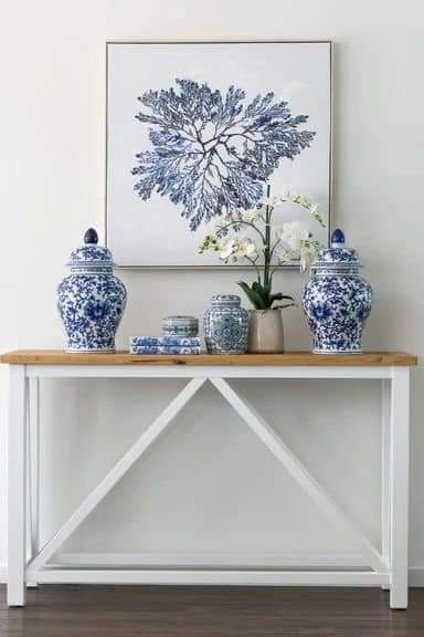 Hamptons Style Living Room, Console Ideas, Hamptons Style Decor, Hamptons Style Homes, Blue And White Living Room, Hamptons Decor, Blue White Decor, Hamptons Style, Design Your Dream House