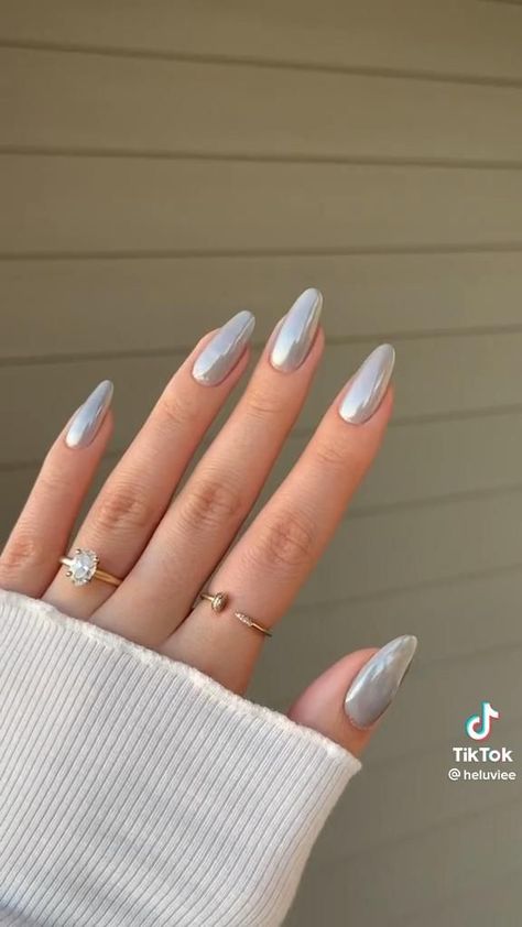 Nail Nail Designs, Chrome Nail Polish, Nails Chrome, Casual Nails, Blush Nails, Pearl Nails, Designs Nail, Nail Nail, Silver Nails