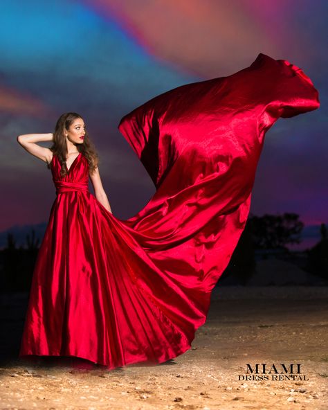 Pre Wedding Photo Shoot Dresses For Women, Fancy Red Dress, Flying Dress Photoshoot, Circle Skirt Outfits, Miami Dress, Photoshoot Dresses, Garden Photoshoot, Pre Wedding Photoshoot Props, Flying Dress