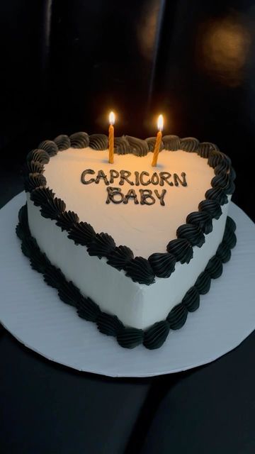 Capricorn Cake Ideas, Capricorn Cake, Birthday Capricorn, 19 Birthday, 24 Birthday, Birthday Pic, Capricorn Season, Capricorn Birthday, Cute Birthday Ideas