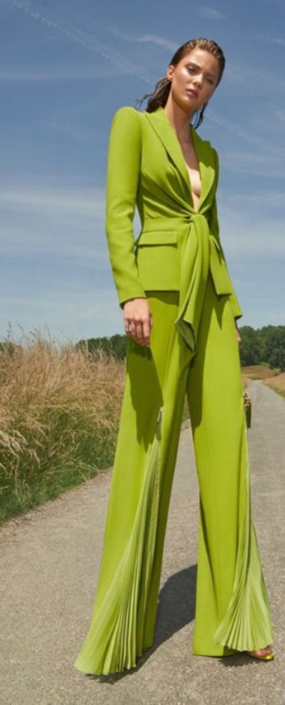 Zuhair Murad Resort 2023 Ellie Saab Resort 2023, Zahir Murad 2023, Zuhair Murad 2023, Zuhair Murad Resort, Elegant Pant, Resort 2023, Designer Suit, Belted Blazer, Zuhair Murad