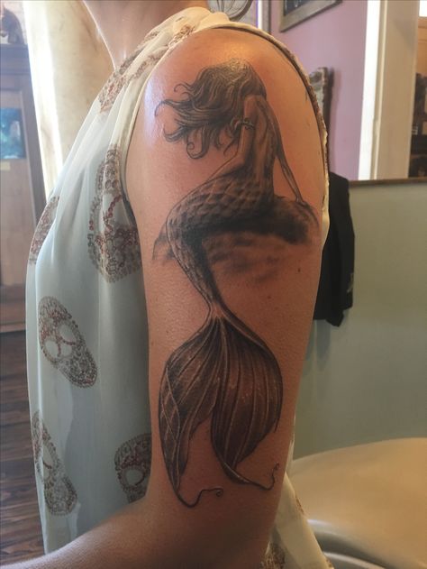 "My mermaid" tattoo by Travis #blackandgreytattoo #mermaid #louisvilleartist #tattooshopsinlouisville #prophecyink #louisvillelove #baxteravenue #fantasy Blonde Mermaid Tattoo, Big Mermaid Tattoo, Evil Mermaid Tattoo, Mural Tattoo, Mermaid Sleeve Tattoos, Cool Half Sleeve Tattoos, Tattoo Thigh, Tattoos For Women Half Sleeve, Tattoos Skull