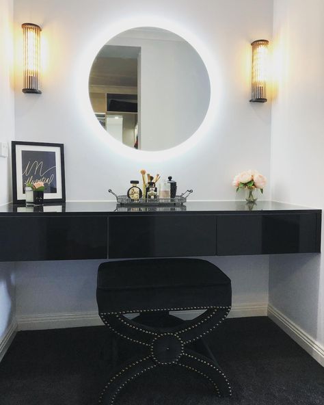 Shop this Instagram.mention.comment from @vouchinteriors Makeup Vanity Ideas, Black Vanity Table, Vanity Goals, Black Makeup Vanity, Vanity Table With Lights, Small Vanity Table, Vanity Set Up, Vanity Table Vintage, Mirrored Vanity Table