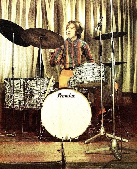 Mitch Mitchell (The Jimi Hendrix Experience) Mitch Mitchell, The Jimi Hendrix Experience, Jimi Hendrix Experience, Hendrix, Personalities, Rock Music, Drums, Musician, Music