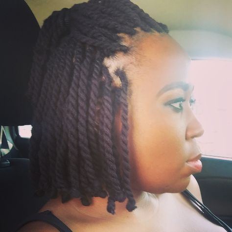 Yarn braids done by wool! Short Yarn Braids, Rainbow Locs, Faux Hairstyles, Rasta Braids, Yarn Twists, Yarn Dreads, Braided Mohawk, Braided Mohawk Hairstyles, Body Wave Weave