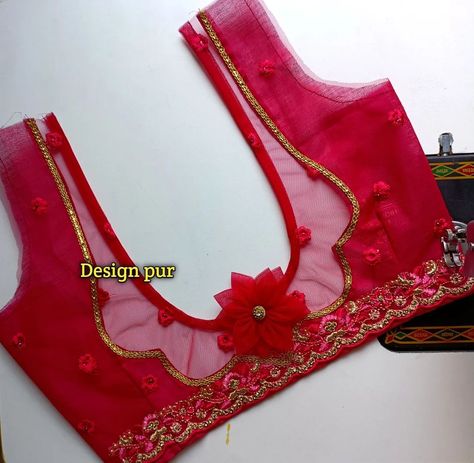 Red Net Blouse Designs, Red Net Blouse, Red Designer Blouse, Red Blouse Design, Round Mehndi Design, Sleeveless Blouse Designs, Silk Saree Blouse Designs Patterns, Netted Blouse Designs, Net Blouse