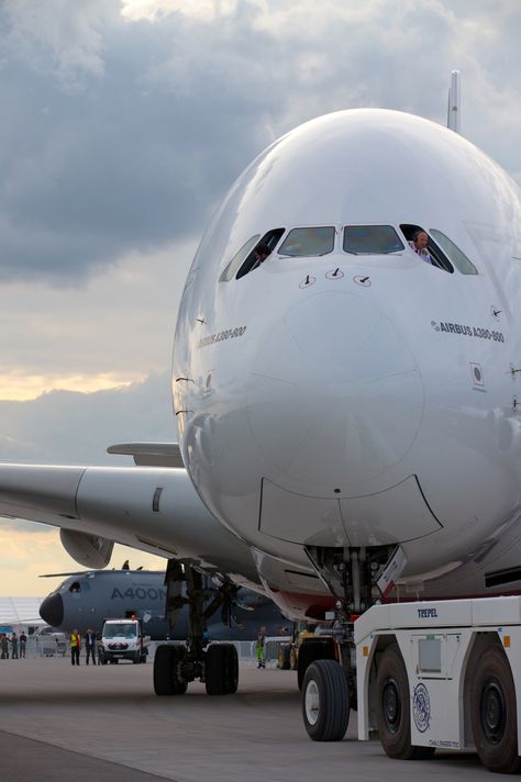 Airbus A380. Jets Privés De Luxe, Jet Privé, Airplane Wallpaper, Pilots Aviation, Aviation World, Airplane Photography, Airbus A380, Jet Aircraft, Aviation Photography