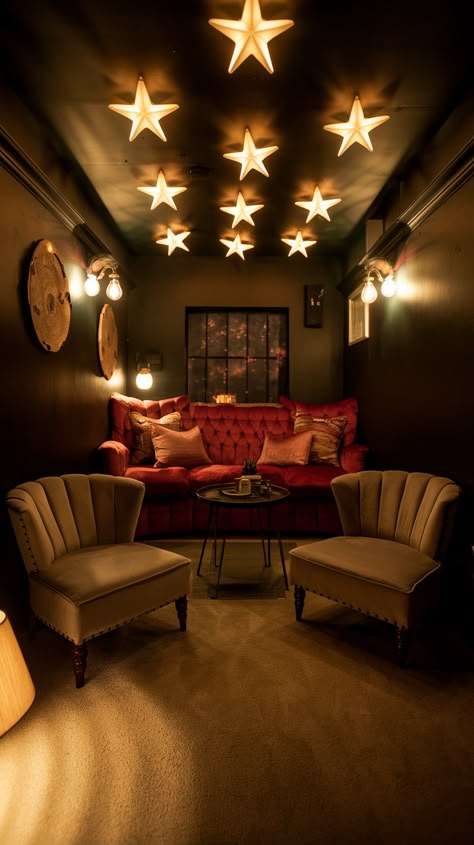 small theatre room ideas with star lights above Mini Cinema Room Ideas, Tiny Theater Room Ideas, Dark Theatre Room, Movie And Game Room, Mini Movie Theater, Small Movie Room Ideas, Basement Movie Room Ideas, Diy Movie Theater Room, Movie Theater Ideas