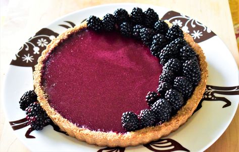 Blackberry Curd Tart Blackberry Curd, Blackberry Dessert Recipes, Blackberry Dessert, Curd Tart, Blackberry Recipes, Berry Tart, Berry Picking, Recipe Sweet, Tart Recipe