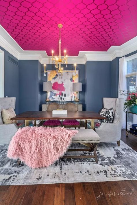 Bold Area Rugs In Living Room, Maximalist Small Dining Room, Colorful Dining Room Ideas, Home Beauty Room, Vintage Decorating Ideas, Jennifer Allwood, Fireplace Room, Unique Dining Room, Bath Makeover