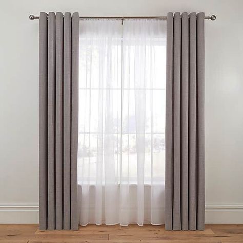 Double Pole Curtains, Double Curtain Living Room, Bedroom Double Curtains, Double Layered Curtains, Voile Curtain Ideas Bedrooms, Double Layer Curtains Living Room, Two Layer Curtains, Double Curtain Rod Ideas Living Rooms, Double Curtains Bedroom