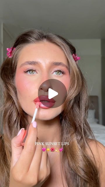 CHARLOTTE BARKER on Instagram: "Pink sunset lip combo 🩷☀️🌺💫💞

@makeupforever full scale rust lip liner
@lorealparis 118 french made colour riche lipstick & I Amplify 406 lip gloss ad
@anastasiabeverlyhills hush pink lipstick 

#makeup #sunsetmakeup #summermakeup #pinklips #glossylips" Pink Lipstick Makeup, Sunset Makeup, Lip Combo, Pink Lipstick, Pink Sunset, Glossy Lips, Lipstick Makeup, Make Color, Summer Makeup