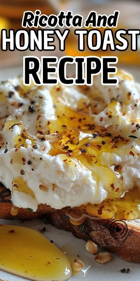 This simple Honey Ricotta Toast with Pistachios is a light and refreshing appetizer. It's perfect for a weekend brunch or to pair with a glass of wine before dinner. Ricotta And Honey, Honey Appetizers, Honey Ricotta, Toast Recipe Breakfast, Brunch Appetizers, Ricotta Toast, Honey Toast, Mother's Day Brunch, Thanksgiving Dishes