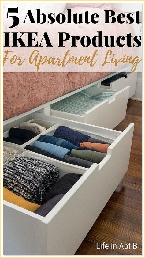 Having a place to store your things while you're living in an apartment can be a bit of a hassle. Here are some apartment storage ideas to make your life a bit easier. Ikea Small Spaces, Small Apartment Storage, Ikea Apartments, Small Space Hacks, Desk Hacks, Small Bedroom Storage, Hacks Ikea, Ikea Products, Bedroom Hacks