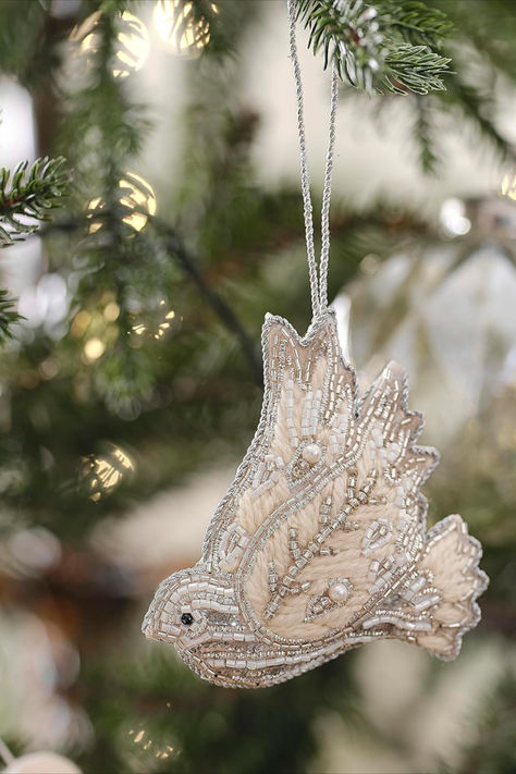 White Twig Tree, Winter Feeling, White Christmas Party, Dove Ornaments, Garland Backdrops, Turtle Dove, Christmas Bunting, Christmas Hanging Decorations, Paper Christmas Tree