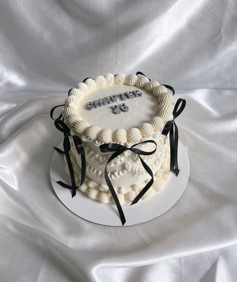 26 Birthday Cake, Black And White Cake, 14th Birthday Cakes, Circle Cake, Small Birthday Cakes, 25th Birthday Cakes, Single Tier Cake, 13 Birthday Cake, Ribbon Cake