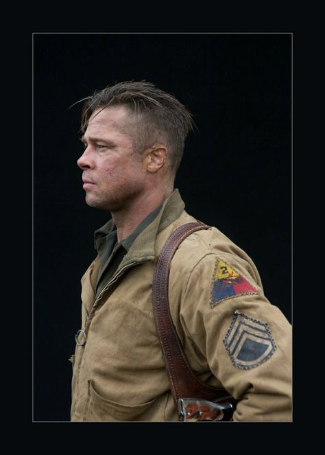 Brad Pitt Brad Pitt Fury Hair, Brad Pitt Fury Haircut, Fury Haircut, Brad Pitt Fury, Fury 2014, Brad Pitt Haircut, Fury Movie, Short Curly Haircuts, Corte De Cabelo Masculino