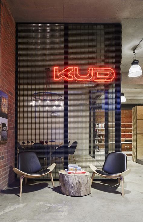 KUD STUDIO / Kavellaris Urban Design Commercial And Office Architecture, Office Images, Gym Interior, Industrial Interior Design, 카페 인테리어 디자인, Casa Vintage, Industrial Interiors, Lobby Design, Sopot