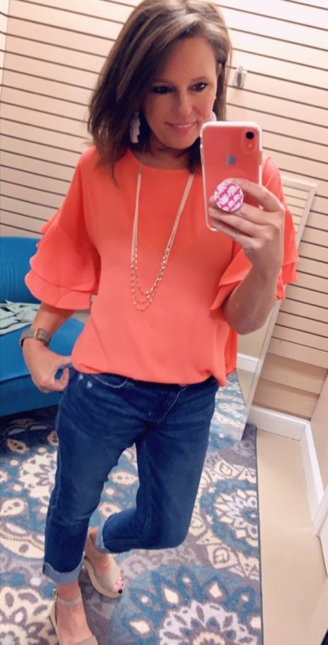 Women’s Summer Fashion Over 40, Spring Blouses 2023, Summer Outfits 2023 Business Casual, Stitch Fix Inspiration 2023, Spring Tops For Women 2023, Cute Spring Tops For Women, Casual Spring Outfits With Jeans, Jeans Outfit Spring Work, Jeans Outfit Women Spring