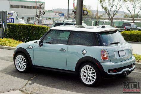 Blue Mini Cooper, Mini Copper, White Rims, First Cars, Mini Cooper Countryman, Minty Fresh, Car Goals, Mc Laren, Dirt Track Racing