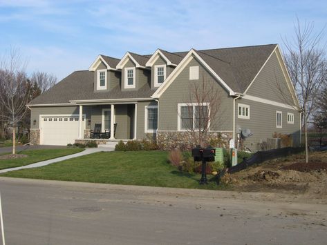 Cape Cod Colonial - Traditional - Exterior - Minneapolis - by The Design Team | Houzz Cape Cod Siding Colors, Cape Cod Siding, 6 Panel Door, Cape Cod Exterior, Cape Cod House Exterior, Vinyl Siding Colors, Exterior Siding Colors, Cape Cod Style House, Cape Cod Style