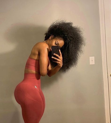 Musa Fitness, Gym Fits, Fitness Inspiration Body, Body Motivation, Workout Aesthetic, Body Inspiration, Perfect Body, Beautiful Black Women, Body Goals