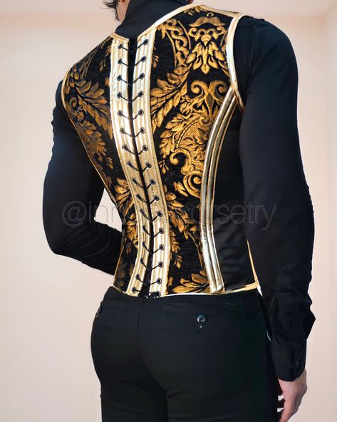 Corset Tuxedo Men, Casual Royal Outfits Male, Black And Gold Male Outfits, Corset On Men, Medieval Royal Outfits Male, Male Ballroom Outfit, Mens Fantasy Ball Outfit, Men Wearing Corset, Guys In Corsets