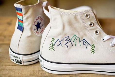 Embroidered Canvas Shoes, Customize Your Converse Diy Converse, Diy Wedding Shoes, Embroidered Vans, Vintage Boyfriend Jeans, White Converse Shoes, Converse Wedding Shoes, Embroidered Converse, Painted Canvas Shoes, Wedding Converse