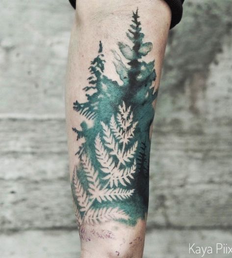 Tattoo Blastover, Wilderness Tattoo, Green Tattoos, Fern Tattoo, Tattoo Themes, Clever Tattoos, Forest Tattoos, Plant Tattoo, Geniale Tattoos