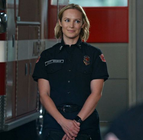 Maya Bishop Short Hair, Danielle Savre Wallpaper, Maya Station 19, Maya Bishop Station 19, Station 19 Maya, Maya Bishop, Fire Training, Danielle Savre, Female Firefighter