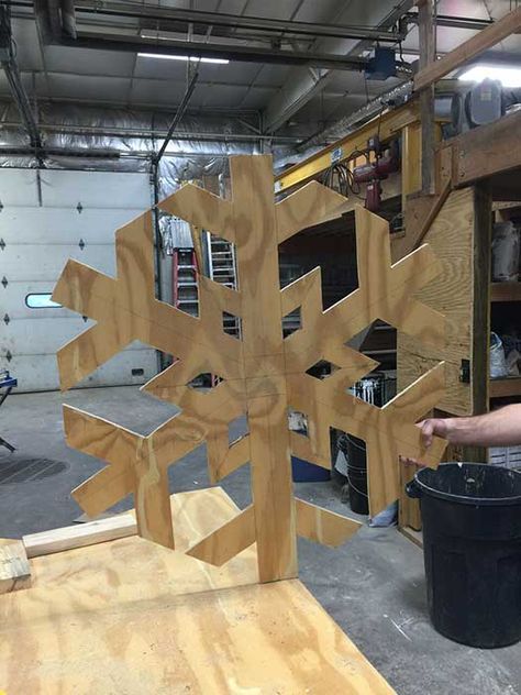 DIY – Make Your Own Snowflakes! | Interiors by JW Snowflake Diy, Wreath Alternative, Wood Snowflake, Snow Flakes Diy, Wooden Snowflakes, Kitchen And Bath Remodeling, Diy Holz, Holiday Craft, Christmas Yard