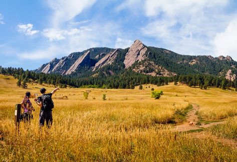 Boulder Flatirons, Road Trip To Colorado, Explore Colorado, Places To Live, Boulder Co, Colorado Travel, Winter Hiking, Boulder Colorado, Best Places To Live