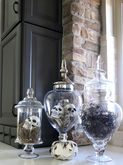 Elegant & Spooky Halloween Home Tour - The House of Silver Lining Halloween Apothecary Jars, Creative Halloween Decorations, Spooky Diy, Elegant Halloween Decor, Dekorasi Halloween, Decorate For Halloween, Halloween Decoration Ideas, Halloween Apothecary, Elegant Halloween