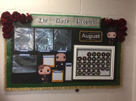 Entrance Harry Potter daily prophet bulletin board Daily Prophet Bulletin Board, Hufflepuff Classroom, Harry Potter Bulletin Board, Harry Potter Daily Prophet, Hogwarts Classroom, Harry Potter Classroom Theme, Classroom Vibes, Hogwarts Classes, Harry Potter Party Decorations