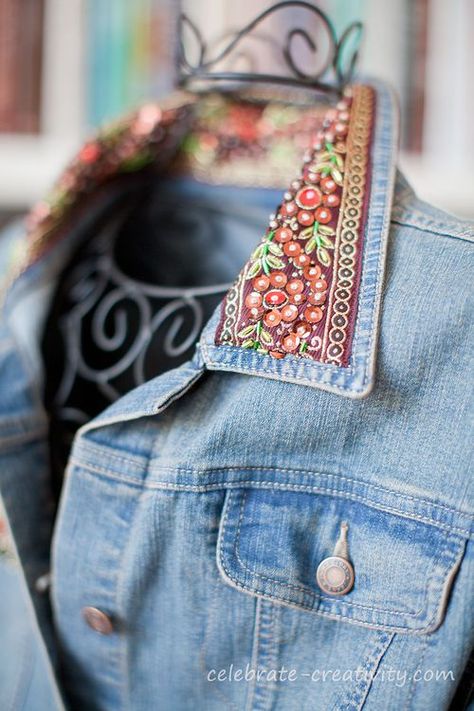 Refashion Jeans, Jean Jacket Diy, Beaded Denim, Upcycled Denim Jacket, Diy Denim Jacket, Diy Clothes Refashion, Diy Jeans, Embellished Denim Jacket, Diy Jacket