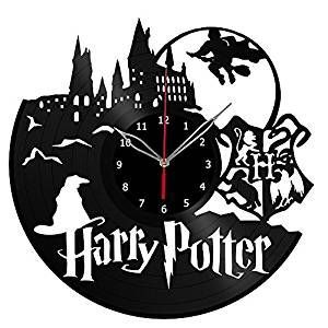 harry potter Harry Potter Clock, Harry Potter 6, Laser Cut Wood Crafts, Mdf Crafts, Laser Art, Olivia Black, Harry Potter Diy, Pinturas Disney, Laser Cut Wood