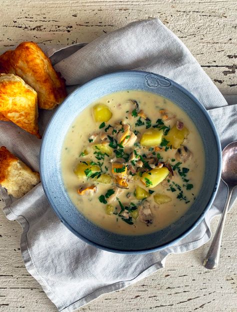 Recipe: Mussel Chowder + Fry Bread — Eat New Zealand Mussel Chowder Recipe, Mussel Chowder, Fried Bread Recipe, Salmon Chowder, Potato Chowder, Mussels Recipe, Weekly Menu Planning, Chowder Recipe, Fry Bread