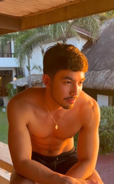 orlando Tony Labrusca, Boyfriend Aesthetics, Simu Liu, Dream Bf, Futuristic Armour, To My Man, Sweet Guys, Men Faces, My Man My Man