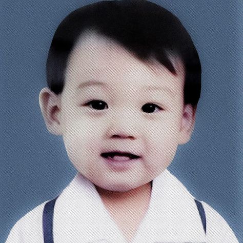 Jungkook Childhood Pics, Baby Jungkook Pictures, Jungkook Predebut, Baby Jungkook, Aesthetic Jungkook, Funky Quotes, Childhood Pictures, Taehyung Fanart, Jungkook Selca