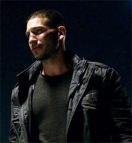 Castle Gif, Punisher Netflix, Jon Bernthal Punisher, John Bernthal, Frank Castle Punisher, Frank Castle, Punisher Marvel, Matt Murdock, Carol Danvers