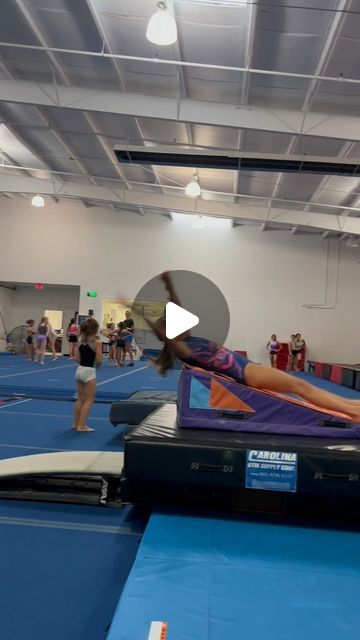 Grassroots Gymnastics 💚🤸‍♂️💚 on Instagram: "drilling the half on, half off vault💪🤩  #grassroots #grassrootsgymnastics #vault #vaultdrills #gymnasticstrengthtraining #gymnastics #gymnasticsdrills" Half On Vault Drills, Roundoff Drills Gymnastics, Heel Drive Drills Gymnastics, Level 3 Gymnastics Drills, Gymnastics Strength Training, Gymnastics Vault Running Drills, Vault Drills Gymnastics, Grass Roots, Vaulting