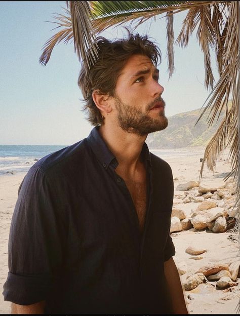 Ben Dahlhaus, Tessa Bailey, Fantasy Romance Books, Boy Dp, Lucky Me, Cute Instagram Pictures, Men Stylish Dress, Single Dads, Beach Reading