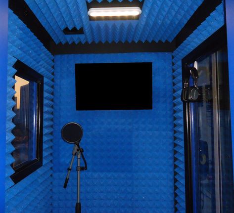 Music Studio Room Home, Blue Microphone, Microphone Images, Studio Room Design, Vocal Booth, Recording Booth, Home Recording Studio Setup, Recording Studio Setup, Home Studio Ideas