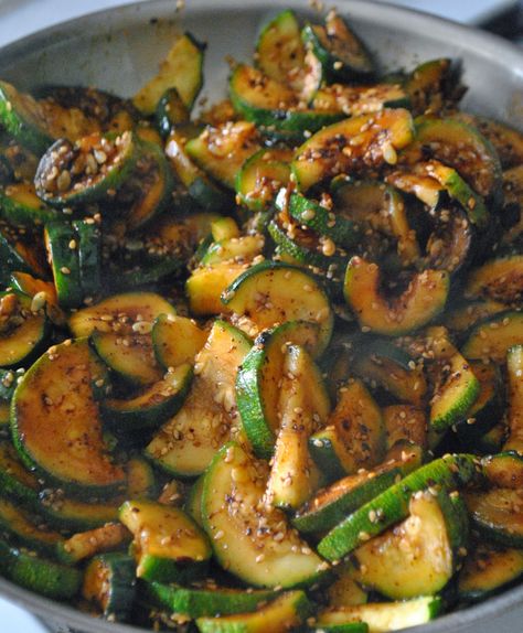 Lori's Lipsmacking Goodness: Spicy Korean Zucchini Korean Zucchini, Burmese Recipes, Guam Food, Korean Menu, Korean Food Side Dishes, Zucchini Side Dishes, Man Recipes, Fast 800, How To Cook Zucchini