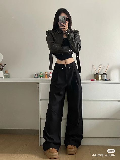 Black Edgy Outfits For Women, Korean Edgy Outfits, 2017 Clothes, Boy Pablo, Pablo Escobar, Tomboy Style Outfits, Kpop Fashion Outfits, Edgy Outfits, Stage Outfits