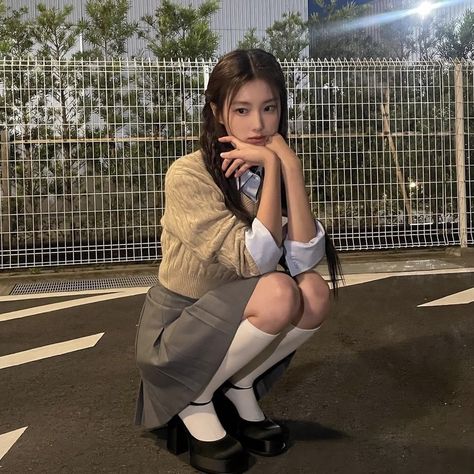 ex iz*one - hyewon Cute Skirt Outfits, Korean Actress, Cute Skirts, Iz One, Kpop Girls, Classic Style, Girl Outfits, Internet